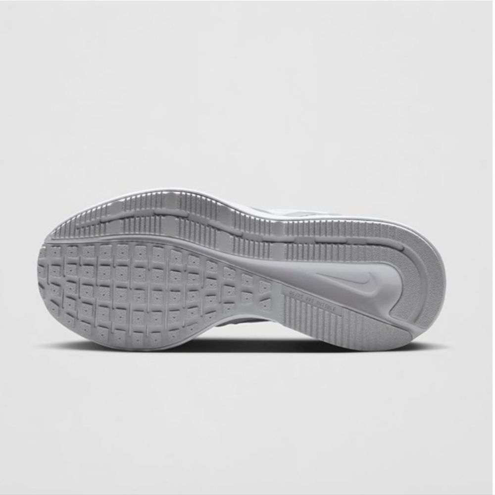 Nike White Sneakers with Silver Details - Picture 4 of 11